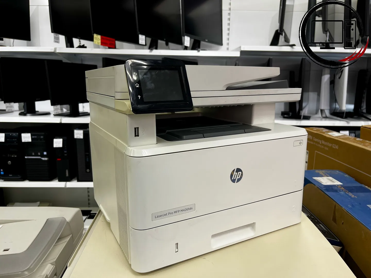 Фото: МФУ лазерное HP LaserJet Pro M426fdn