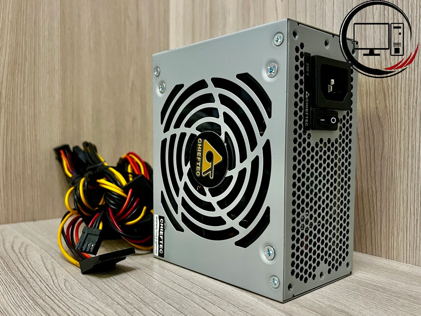 Фото: SLIM-Блок питания 450W Chieftec Smart BFX-450BS