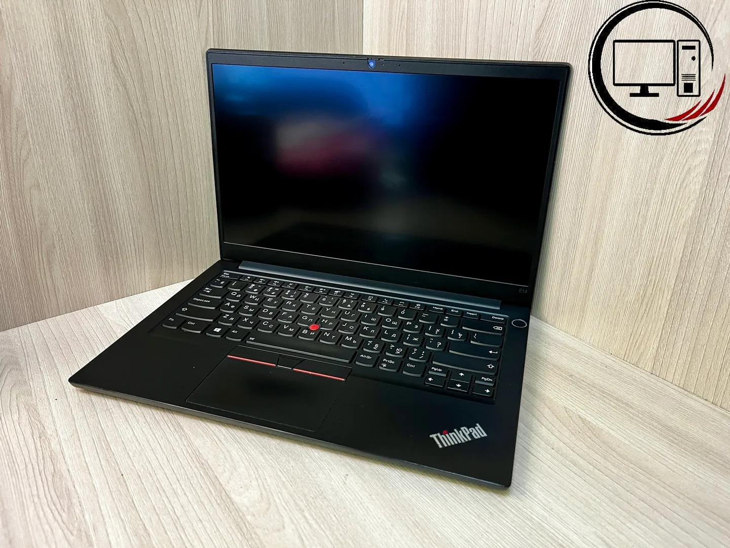 Фото: Ноутбук Lenovo ThinkPad E14